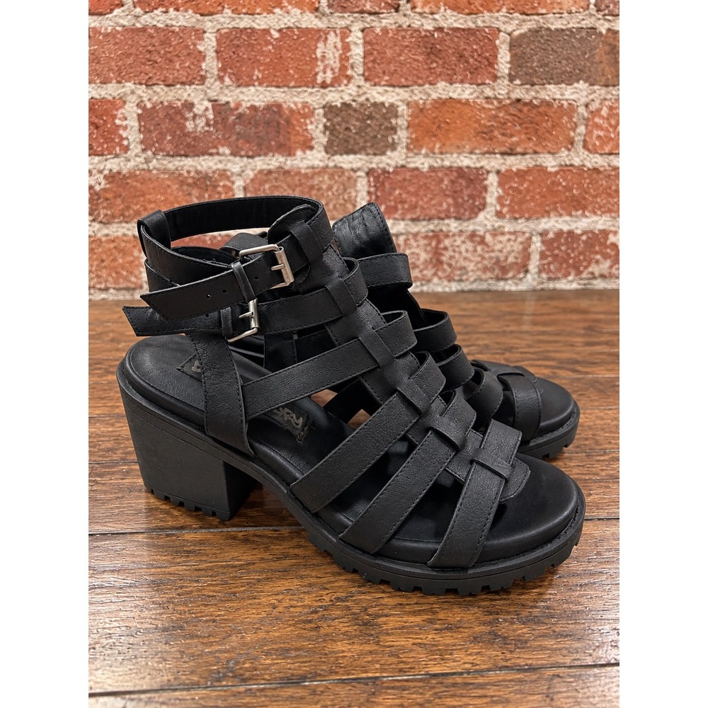 Dirty Laundry Black Strappy Gladiator Platform Lug Sole Sandals 8.5 Grunge 90s